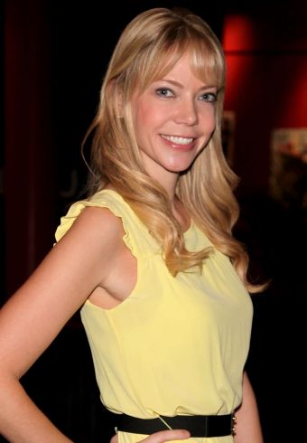 Riki Lindhome