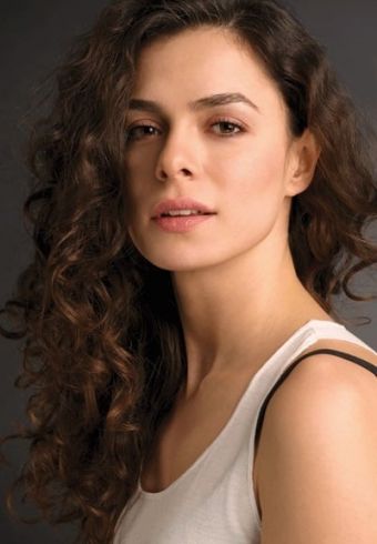 Özge Özpirinçci