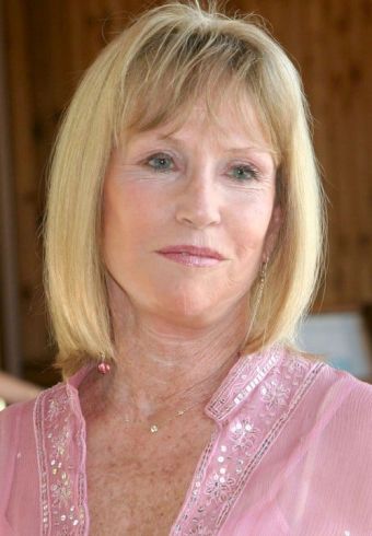 Leslie Charleson