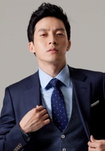 Kim Kyung Hwan