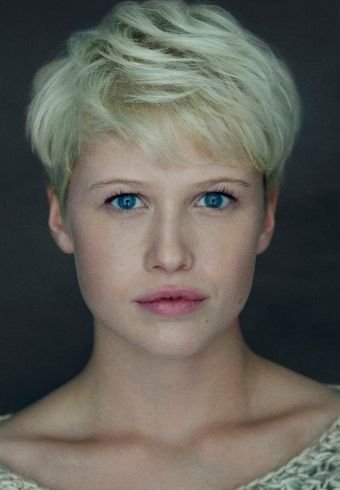 Rose Reynolds