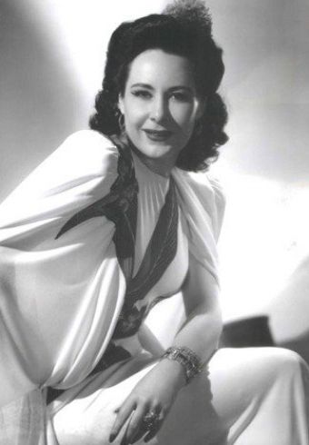 Corinna Mura