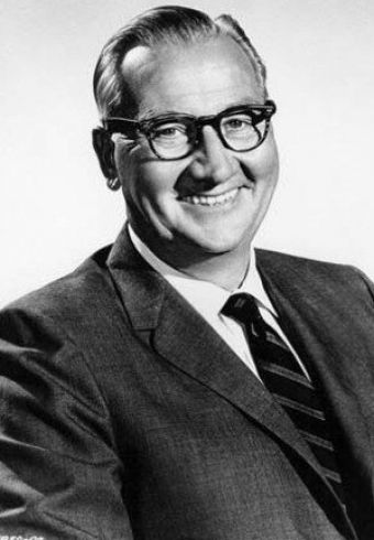 Edward Andrews