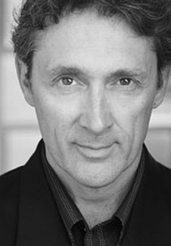 Robert D. Morais