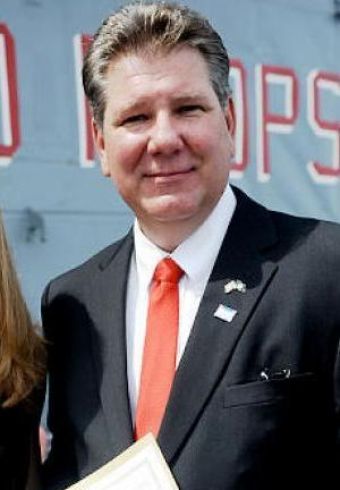 Michael Den Dekker