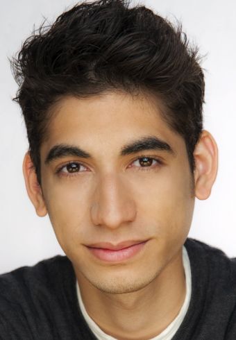 Alexander Flores