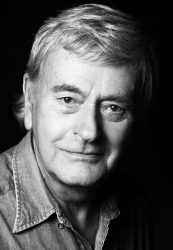 Barrie Ingham