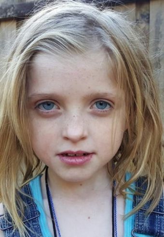 Farrah Mackenzie