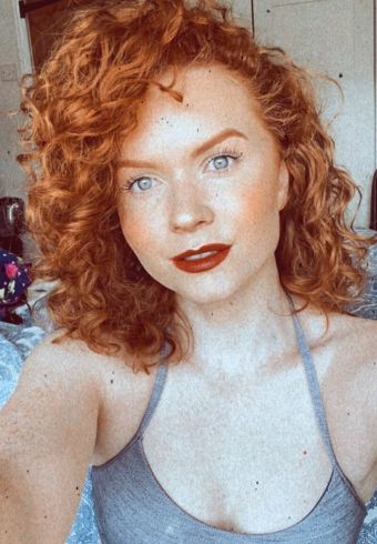 Holly Bluett