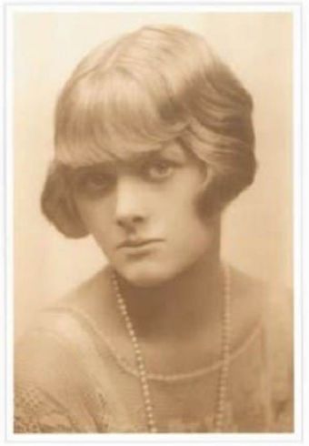Daphne du Maurier