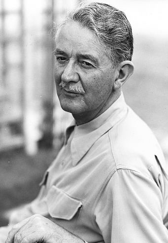 Leonard Carey
