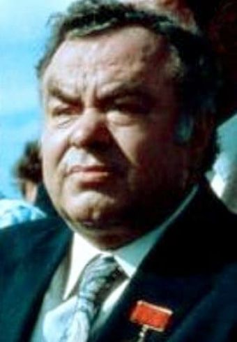 Vasek Simek