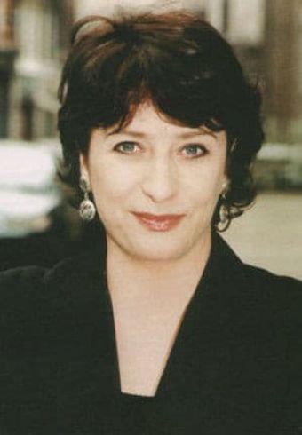 Caroline Quentin