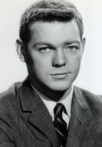 James MacArthur