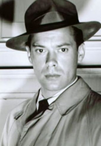 Ross Elliott