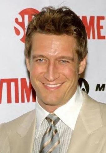 Robert Gant