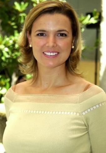 Eva Cobo