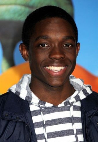 Carlos Knight