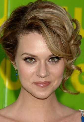 Hilarie Burton