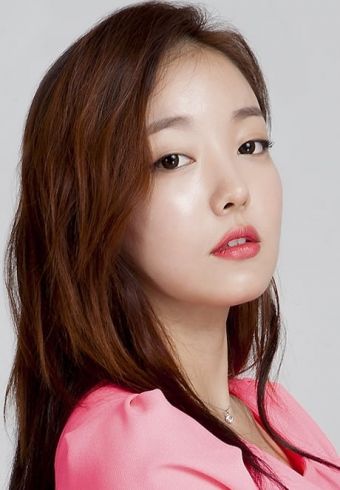 Moon Ji-In