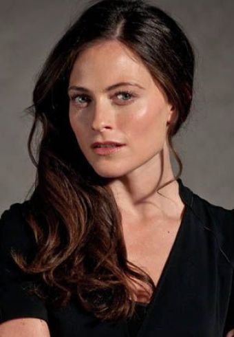 Lara Pulver