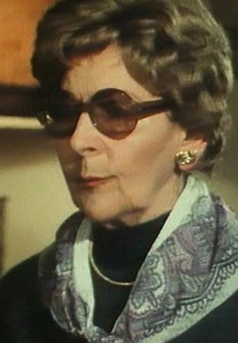 Rose Renée Roth