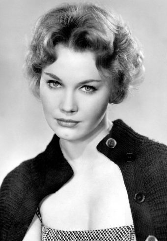 Elizabeth MacRae