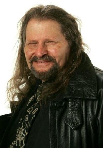 Bruce Glover