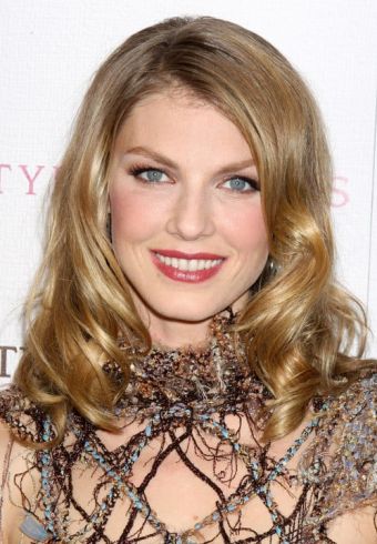 Angela Lindvall