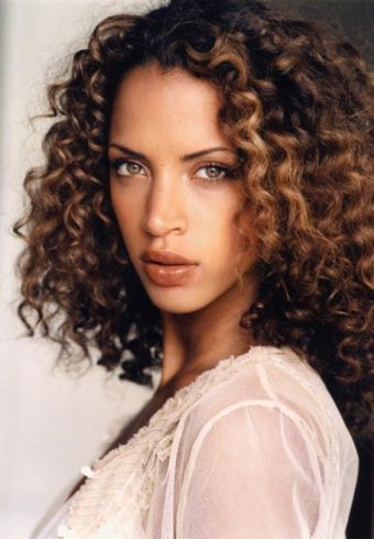 Noémie Lenoir