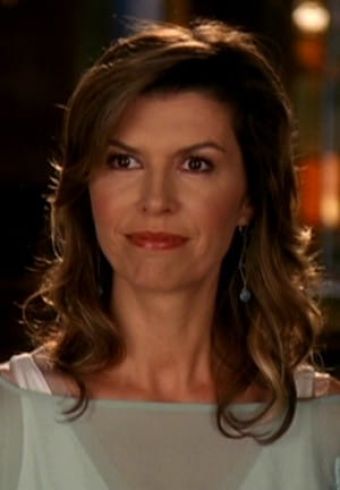 Finola Hughes