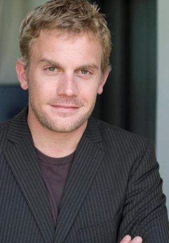 Sebastian Bezzel