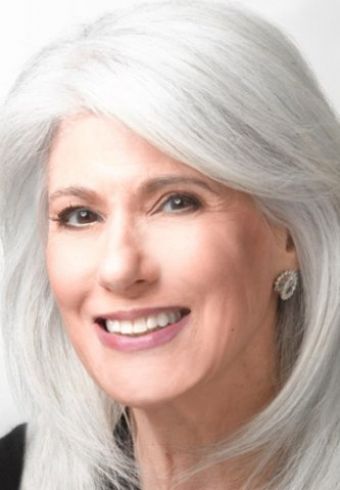 Jamie deRoy