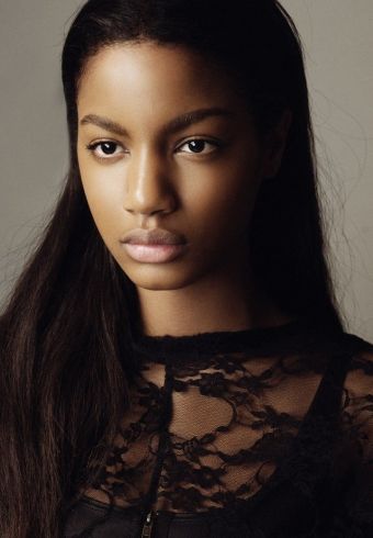Ebonée Noel