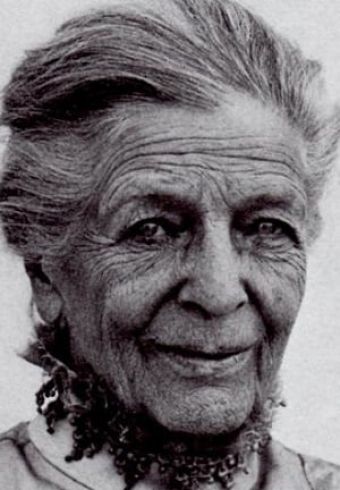 Ruth Oliver